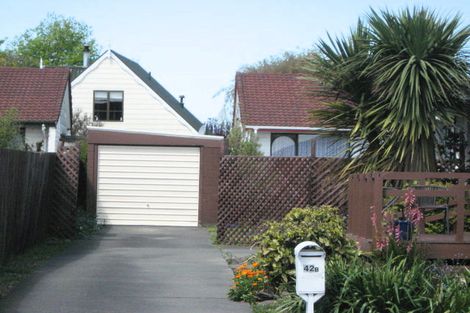 Photo of property in 2/42 Chipping Lane, Redwood, Christchurch, 8051