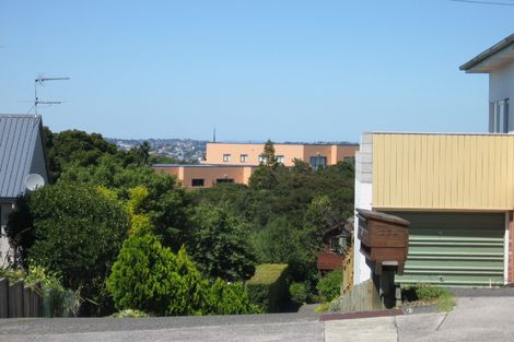 Photo of property in 4/258 Onewa Road, Birkenhead, Auckland, 0626