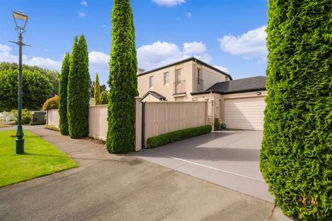 Photo of property in 12 Chateau Drive, Burnside, Christchurch, 8053