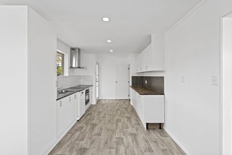 Photo of property in 7 Te Ngaere Place, Merrilands, New Plymouth, 4312