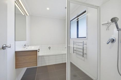 Photo of property in 6 Mooring Close, Whitby, Porirua, 5024