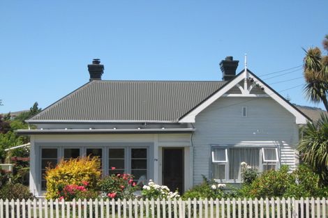 Photo of property in 74 Somerfield Street, Somerfield, Christchurch, 8024