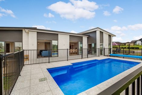 Photo of property in 6 Coach Road, Kingseat, Papakura, 2580