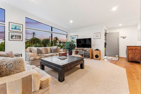 Photo of property in 20 Tohora Crescent, Omaha, Warkworth, 0986