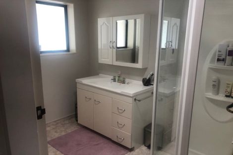 Photo of property in 13a Ranfurly Street, Trentham, Upper Hutt, 5018