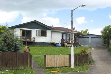 Photo of property in 10 Ririno Place, Manurewa, Auckland, 2102