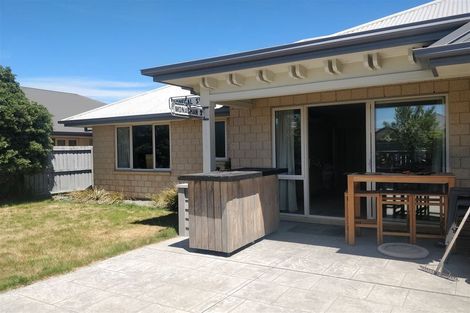 Photo of property in 2 Moeraki Place, Hei Hei, Christchurch, 8042