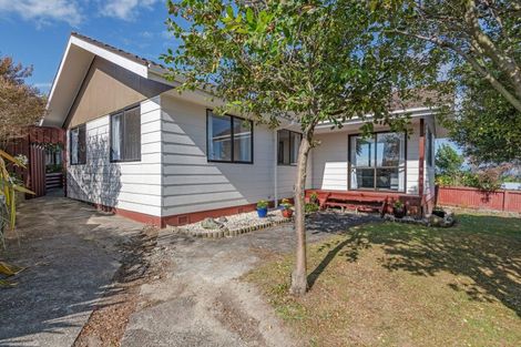 Photo of property in 72 Fraser Drive, Feilding, 4702