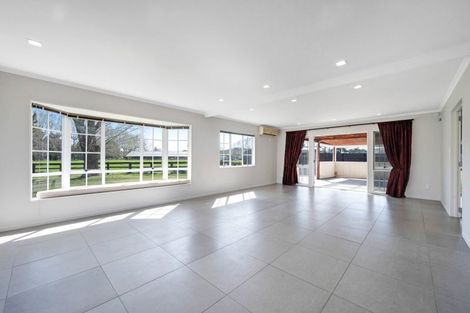 Photo of property in 392 Mill Road, Takanini, Papakura, 2582