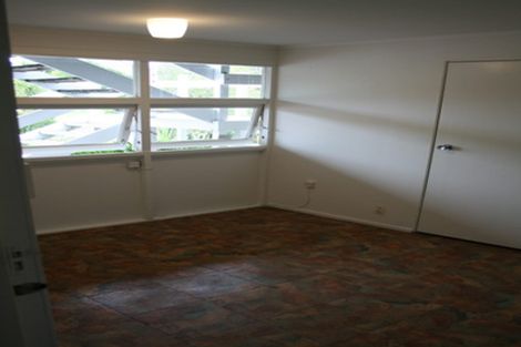 Photo of property in 4 Gerwyn Place, Pakuranga Heights, Auckland, 2010