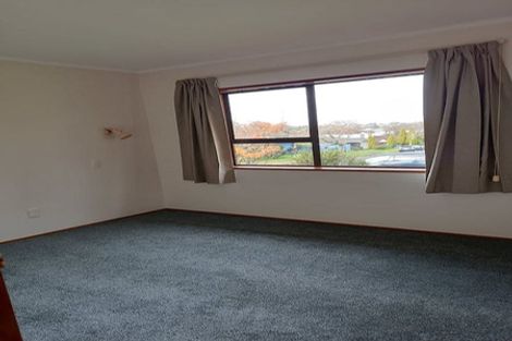Photo of property in 34b Mark Edward Drive, Half Moon Bay, Auckland, 2012