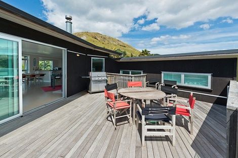 Photo of property in 52 Wellington Street, Enfield, Oamaru, 9491