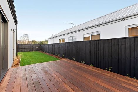 Photo of property in 21 Greystone Close, Halswell, 8025