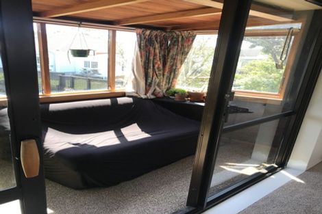 Photo of property in 2/136 Karori Road, Karori, Wellington, 6012