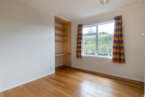 Photo of property in 73 Gloria Avenue, Te Atatu Peninsula, Auckland, 0610