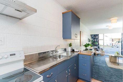 Photo of property in 29c West Street, West End, Palmerston North, 4412