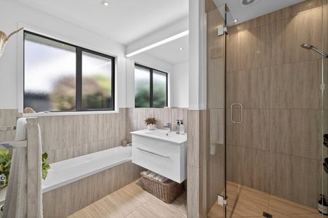 Photo of property in 17 Waterstock Way, Parklands, Christchurch, 8083