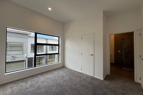 Photo of property in 4/15 Oakland Avenue, Papatoetoe, Auckland, 2025