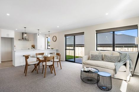 Photo of property in 3 Te Rehutai Rise, Welcome Bay, 3112