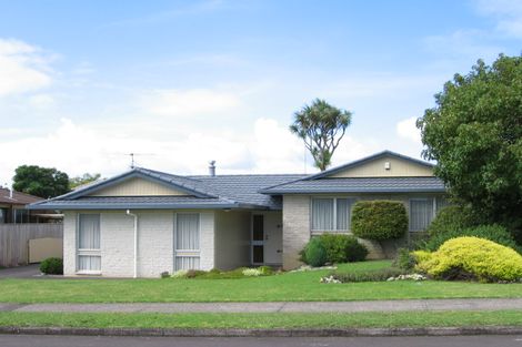 Photo of property in 29 Hedge Row, Sunnyhills, Auckland, 2010