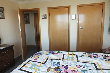 Photo of property in 12 Selwyn Street, South Hill, Oamaru, 9400