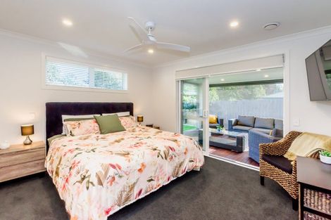 Photo of property in 84 Mazengarb Road, Paraparaumu Beach, Paraparaumu, 5032