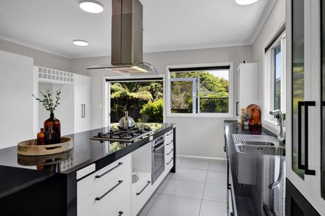 Photo of property in 110 Manawapou Road, Hawera, 4610