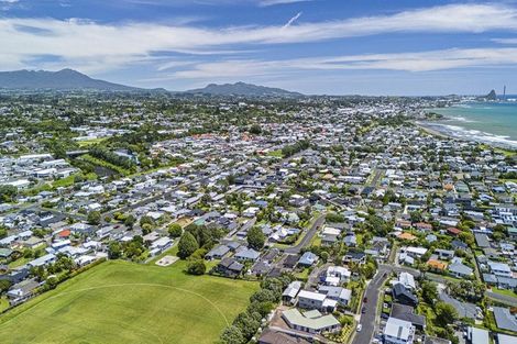 Photo of property in 8 Chatswood Grove, Fitzroy, New Plymouth, 4312