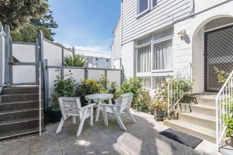 Photo of property in 8/151 Hataitai Road, Hataitai, Wellington, 6021