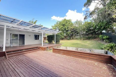 Photo of property in 10 Salamanca Road, Sunnynook, Auckland, 0620