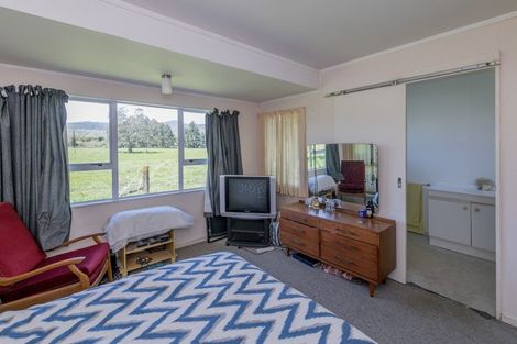 Photo of property in 501 Arapaepae Road, Ohau, Levin, 5570