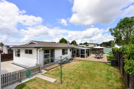 Photo of property in 6 Kohekohe Place, Pukete, Hamilton, 3200