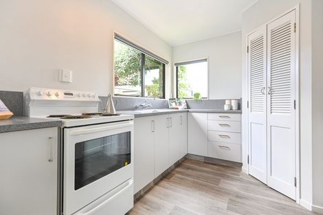 Photo of property in 2/205 Mayfair Avenue, Mayfair, Hastings, 4122