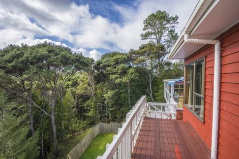 Photo of property in 7 Mosman Place, Chatswood, Auckland, 0626