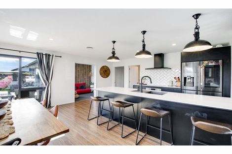 Photo of property in 24 Roys Street, Marshland, Christchurch, 8083