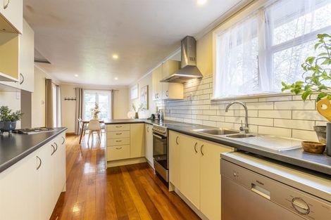 Photo of property in 17 London Terrace, Awapuni, Palmerston North, 4412