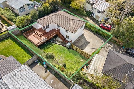 Photo of property in 16 Dunraven Place, Torbay, Auckland, 0630