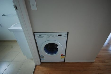 Photo of property in 4/220a Church Street, Onehunga, Auckland, 1061