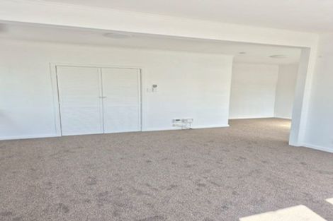 Photo of property in 15 Rogan Street, Mount Roskill, Auckland, 1041