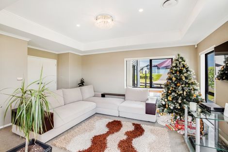 Photo of property in 6 Coach Road, Kingseat, Papakura, 2580