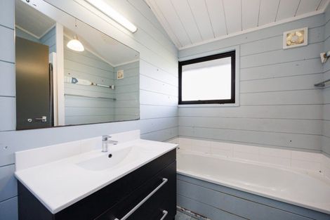 Photo of property in 23 Rata Street, Tokomaru, Palmerston North, 4474