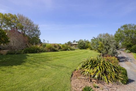 Photo of property in 11 Pah Hill Road, Wharehine, Wellsford, 0973