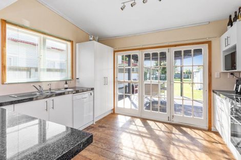 Photo of property in 615 Queen Street West, Saint Leonards, Hastings, 4120