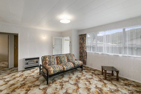 Photo of property in 34a Matthews Road, Wainuiomata, Lower Hutt, 5014