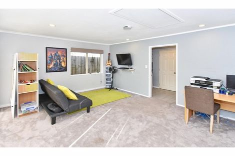 Photo of property in 8 Wairere Road, The Gardens, Auckland, 2105