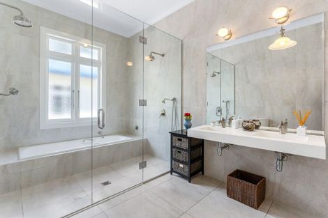 Photo of property in 176 Access Road, Kumeu, 0891