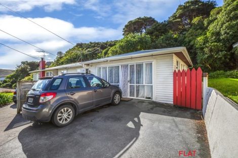 Photo of property in 5 Kiriwai Road, Paremata, Porirua, 5024