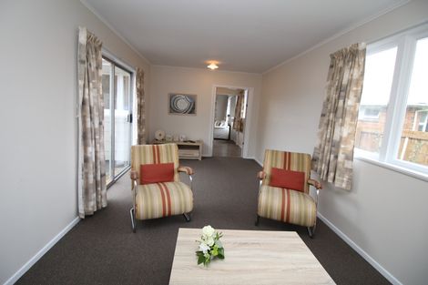 Photo of property in 20 Tui Crescent, Manurewa, Auckland, 2102