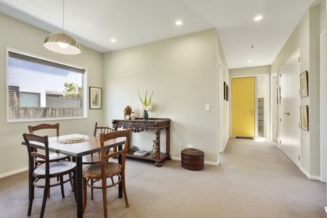 Photo of property in 8 Winton Street, St Albans, Christchurch, 8014