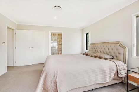 Photo of property in 6 Coach Road, Kingseat, Papakura, 2580